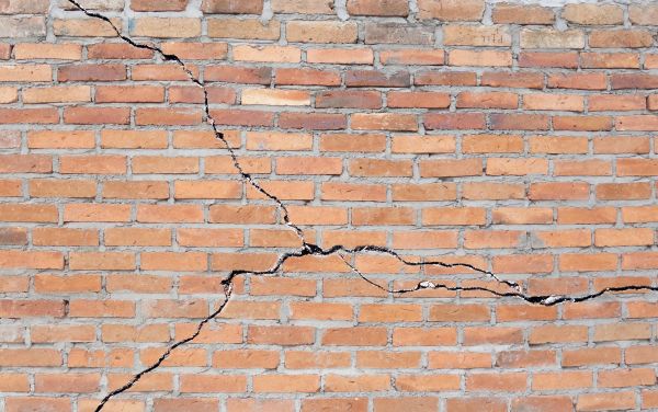 Cracked Brick Repair in Anoka